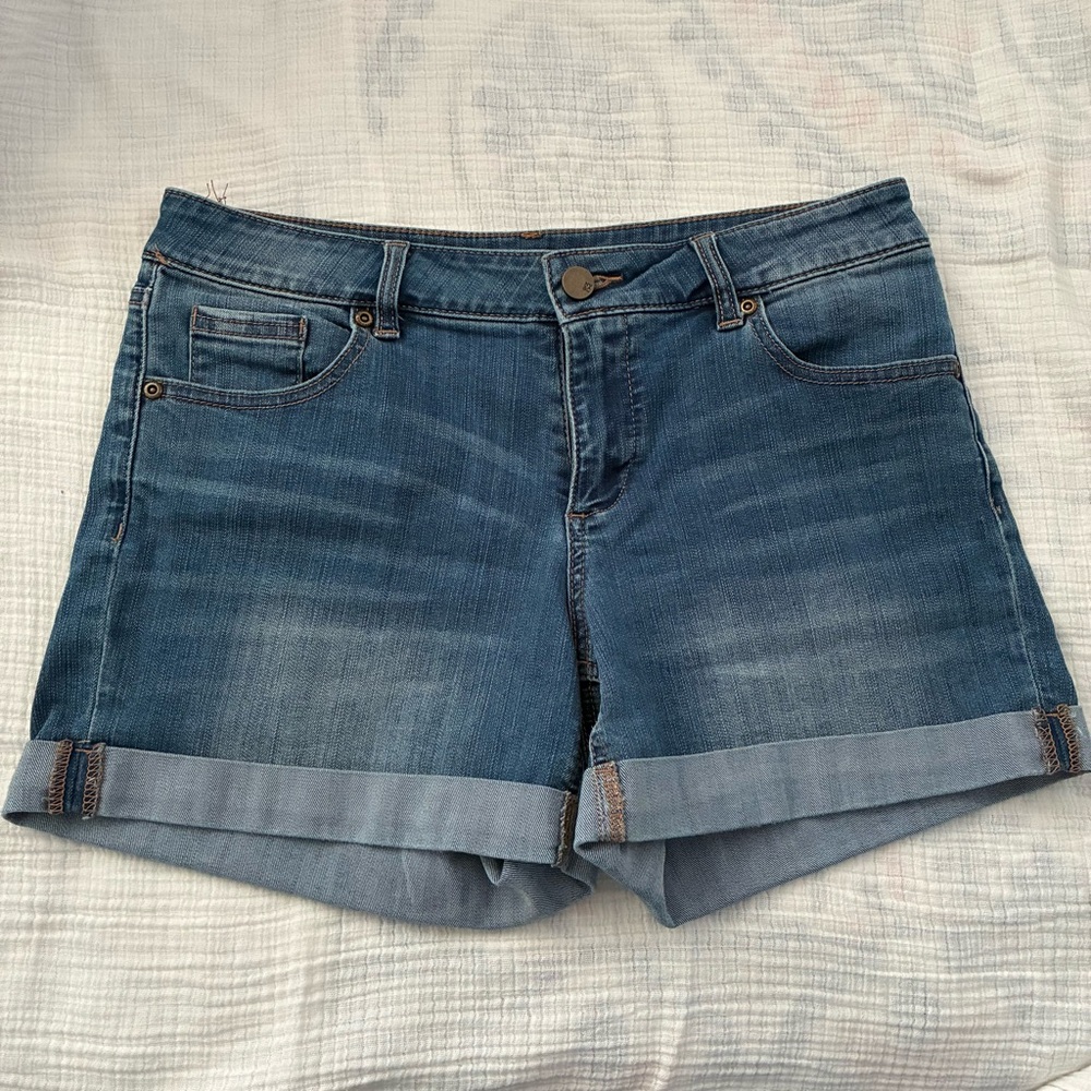 New York & Company Classic Blue Jean Shorts